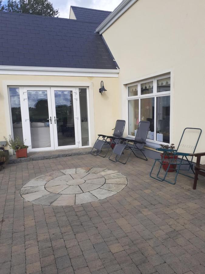 Single Or Twin Room In Lovely Country Residence Nobber Exterior foto